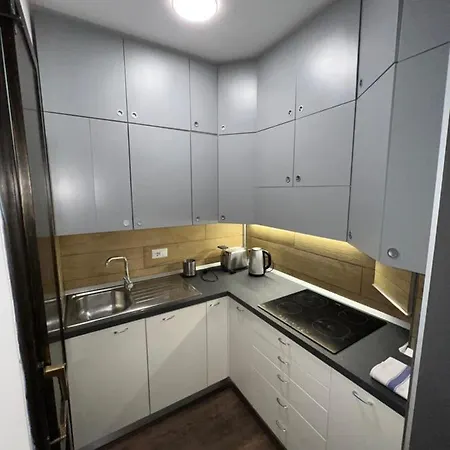 Domi Wellness * Πομπηία