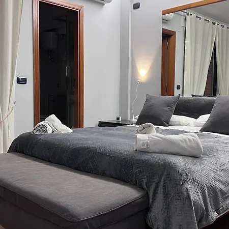 Domi Apartments Wellness Pompei Apartment