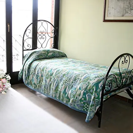 Appartement Domi Wellness Pompeï